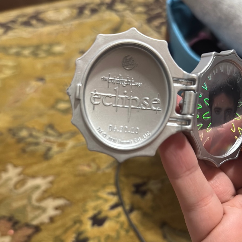 Twilight Eclipse Silver Compact Mirror - Picture 3 of 7